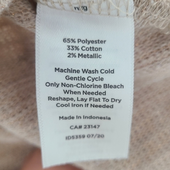 Talbots sweater champagne color with metallic gold sparkle 🌟 - Picture 10 of 12
